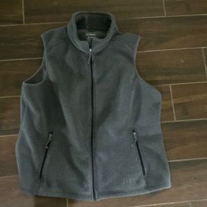 LL Bean fleece vest
